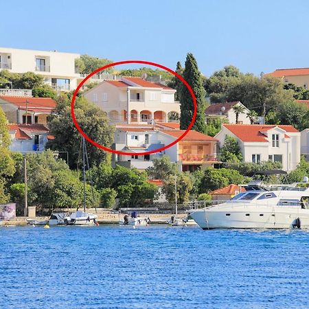 Apartments By The Sea Seget Vranjica, Trogir - 13771 Exterior foto