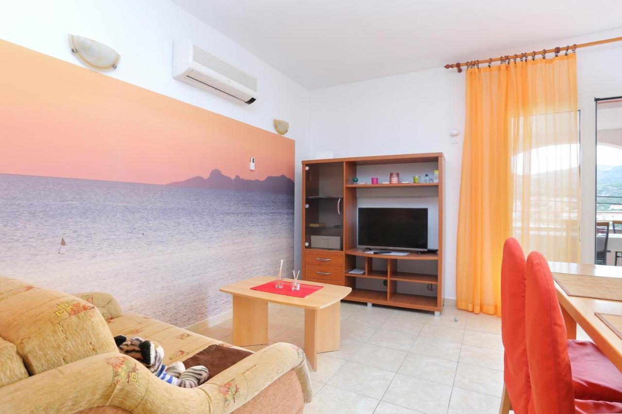 Apartments By The Sea Seget Vranjica, Trogir - 13771 Exterior foto